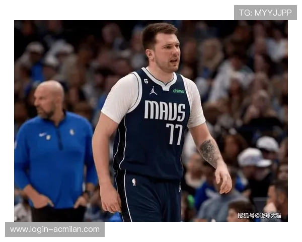 东契奇突破乔丹得分纪录，NBA历史神迹再现，东契奇三次单挑乔治