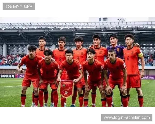 “国足新一轮集训开启，年轻球员引发关注”，国足公布新一期集训名单 视频