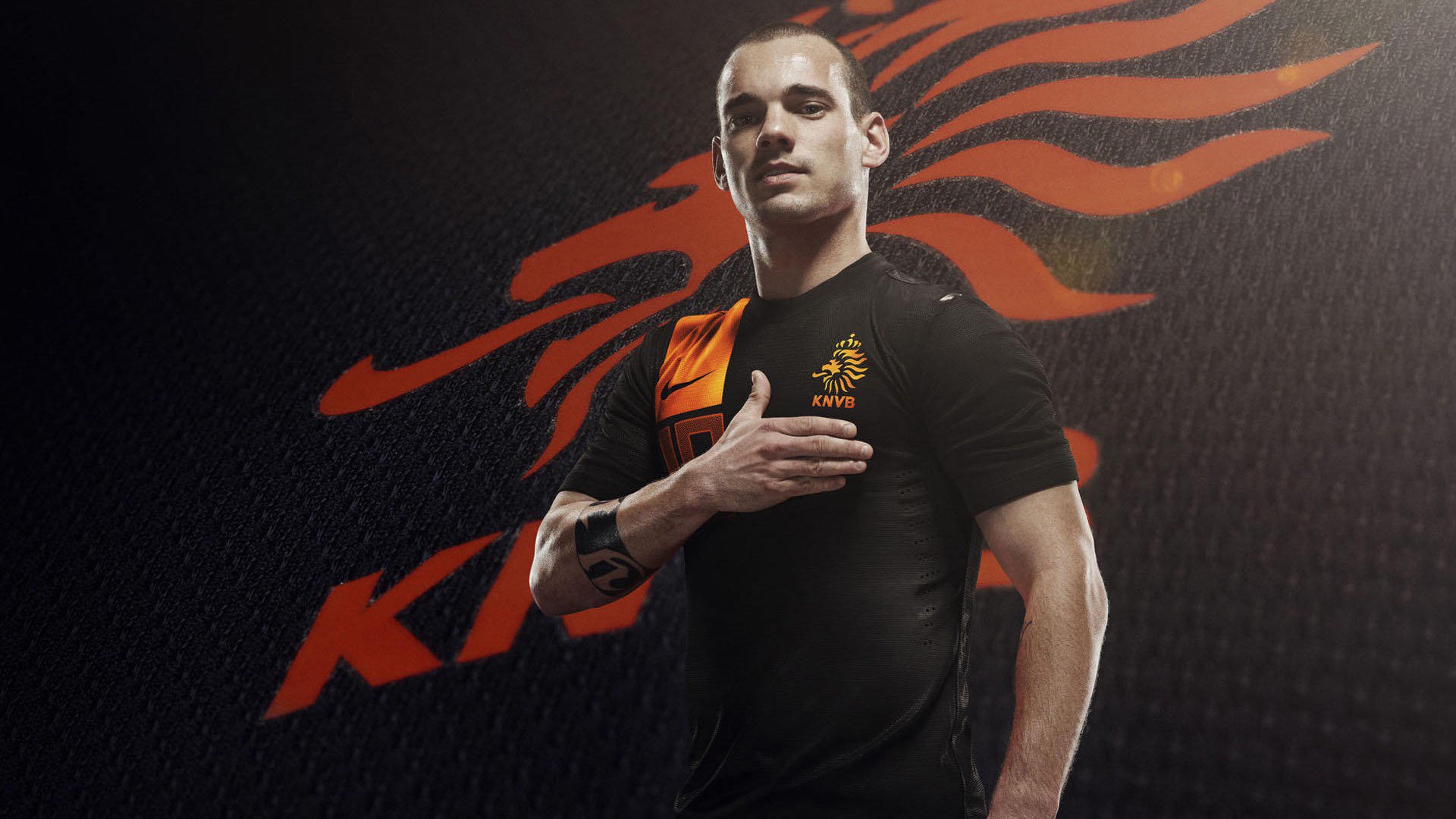 乡村篮球“村BA”总决赛 球场四周站满前来助威村民